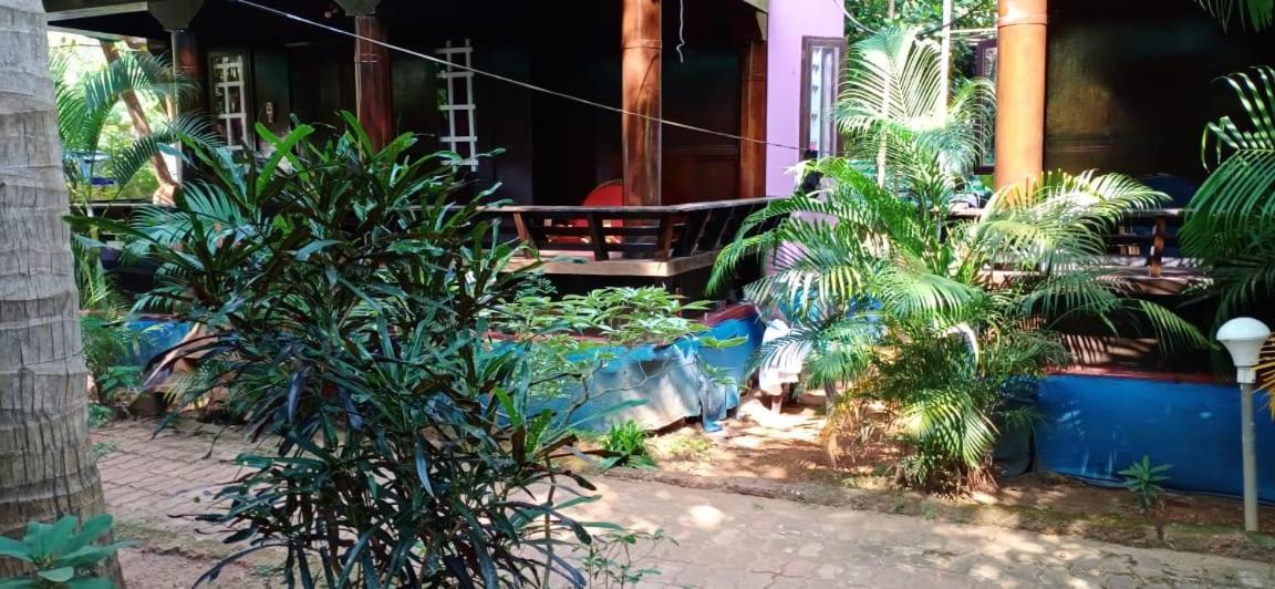 Casa Fiesta Hotel Palolem Exterior photo